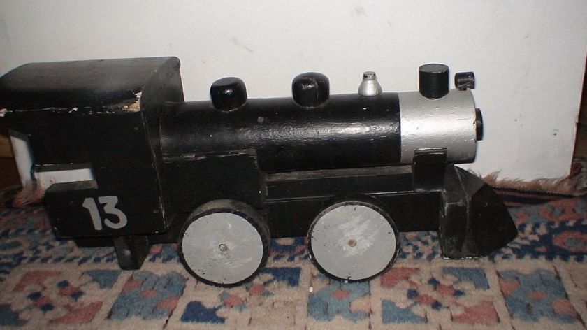 ANTIQUE WOODEN STEAM ENGINE  