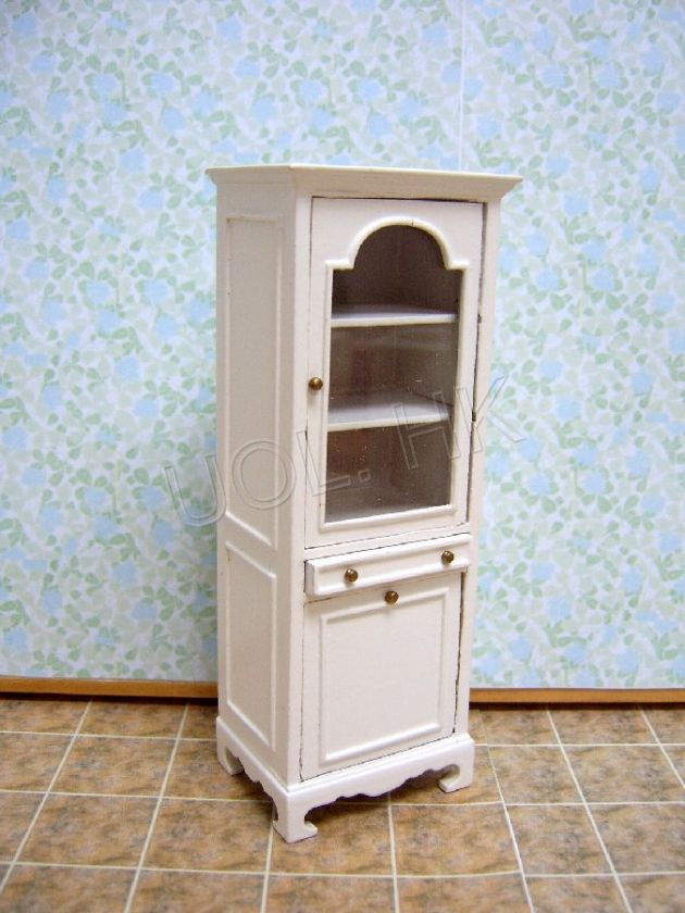 Miniature white bathroom for doll house  