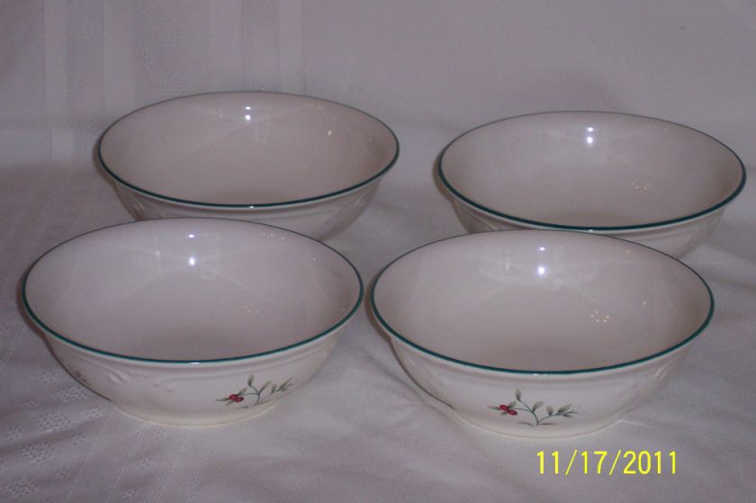 PFALTZGRAFF WINTERBERRY STONEWARE CEREAL BOWLS (4)   MINT  