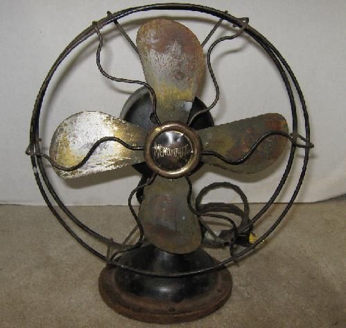 Menominee AC DC 8 Inch Desk Fan Type 500 1930s  