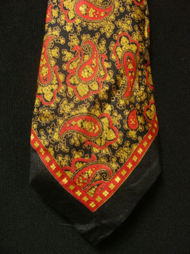 VINTAGE 1950S 1960S SILK ITALIAN HAND MADE BLACK TIE WITH DESIGNS 