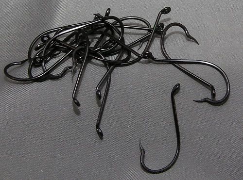 25 BLACK BARBLESS OCTOPUS HOOK 2/0 CATCH & RELEASE (2f)  