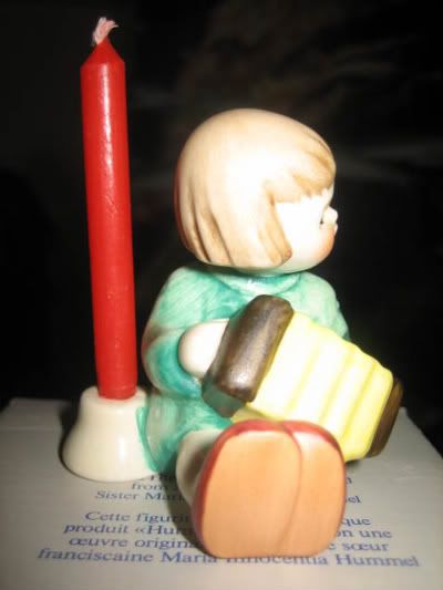 HUMMEL 1/39/0 ANGEL JOYOUS NEWS W/ACCORDION CANDLE MIB  