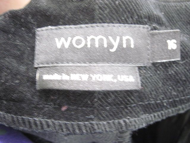 WOMYN Black Corduroy Pants Slacks Trousers Sz 16  