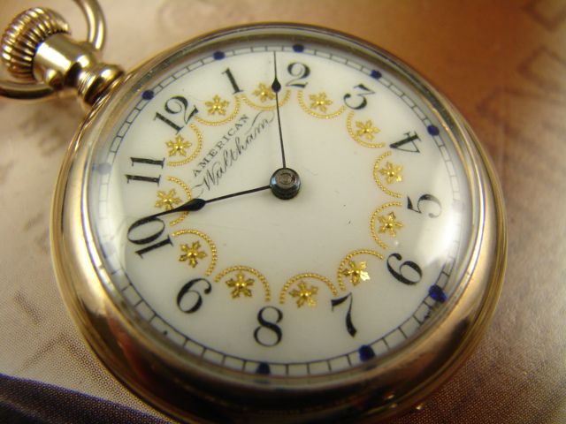 VINTAGE 1891 RARE AMERICAN WALTHAM POCKET WATCH GOLD APPLIQUE JEWEL DL 