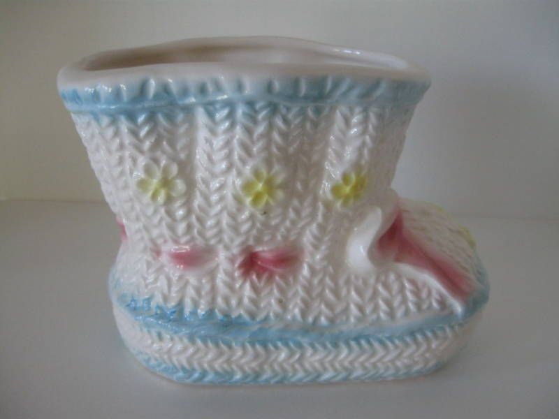 Relpo Ceramic Baby Bootie Planter 6040  