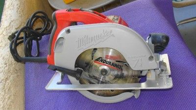 MILWAUKEE 7 1/4 INCH TILT LOK 6390 20 CIRCULAR SAW NICE  