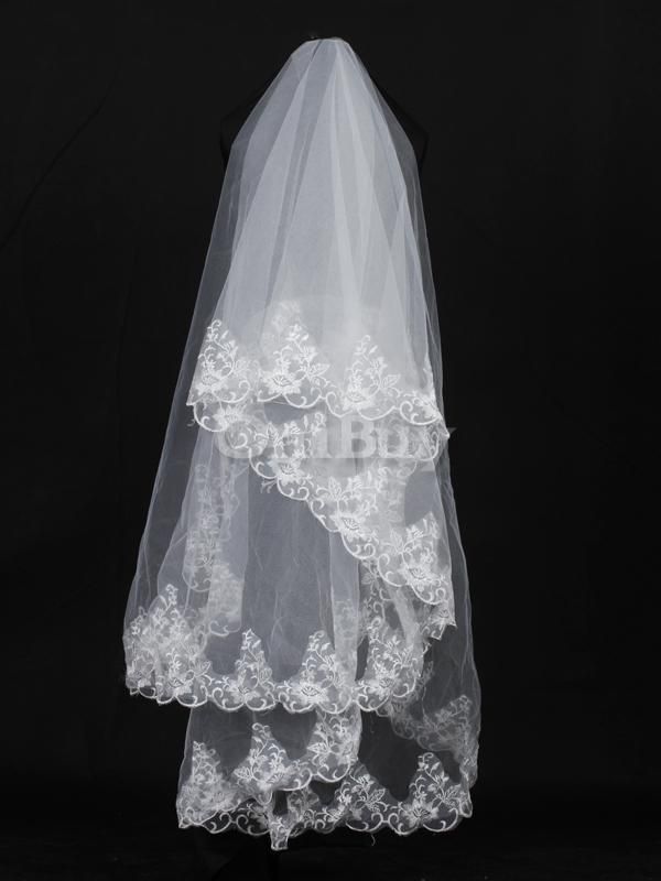 Beautiful Bridesmaid Bridal Wedding Party Veil Veil W/Lace Applique 