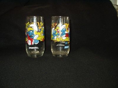 Vintage 1982   1983 Wallace Berrie & Co. SMURF Cartoon Glasses  