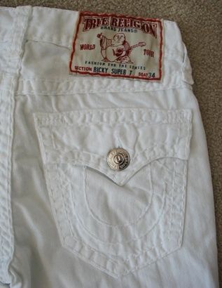 You are bidding on a brand new, 100% authentic True Religion mens 