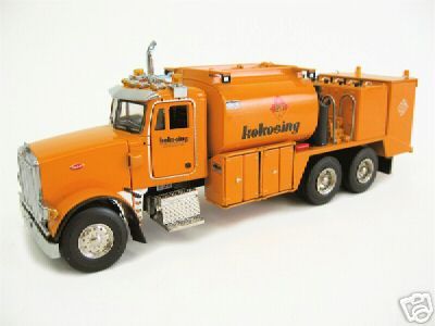 Peterbilt 357 Rigid w/Elliott Fuel & Lube Body KOKOSING  