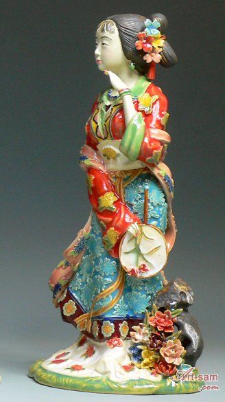 Ceramic Figurine Ancient Chinese Oriental Great Beauty  