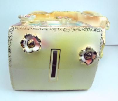 1950s HANDPAINTED TILSO CERAMIC CAR BANK W/FLOWERS  