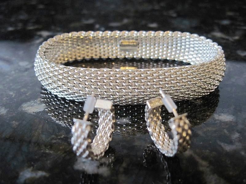 Authentic Tiffanys & Co Mesh Bracelet & Earrings .925 Silver matching 