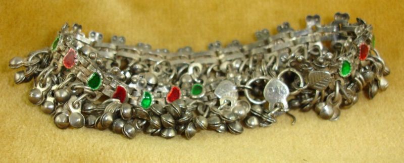 Red & Green Enamel Silvertone chain beaded bracelet  