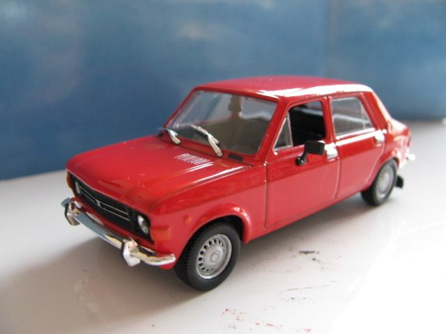 43 Fiat 128 / Zastava Skala 5 door hatchback diecast  