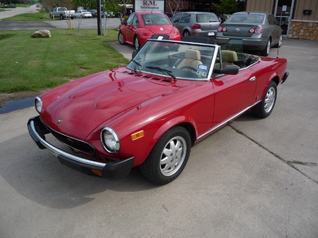 1980 Fiat 124 Spider Pininfarina