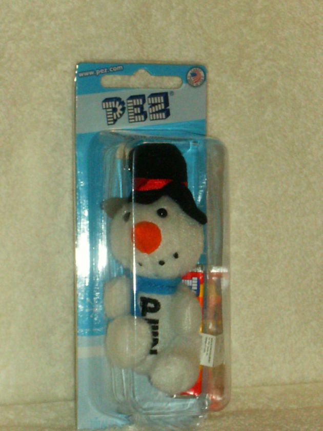 WINTER CHRISTMAS HOLIDAY PLUSH PEZ SNOWMAN  