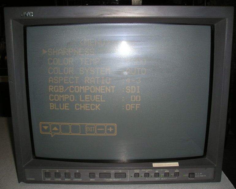 JVC TM 1650SDU 16 CRT Color Video Monitor Tested Good DOM 9/00  