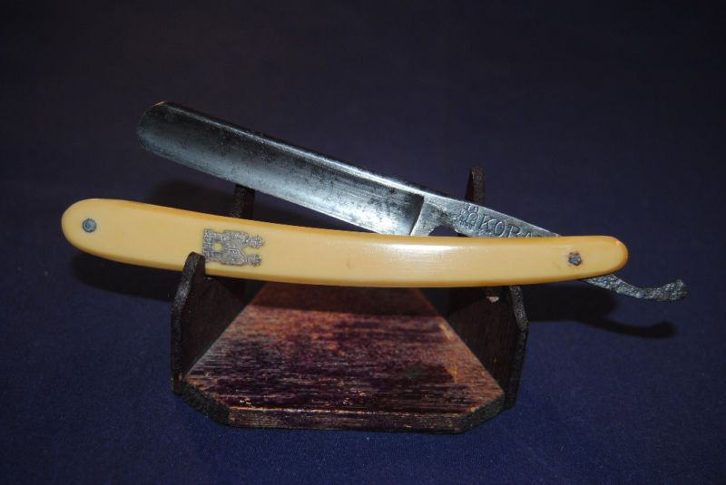 1800s Friedr Emde KOBAR Straight Razor w/Inlaid Shades  