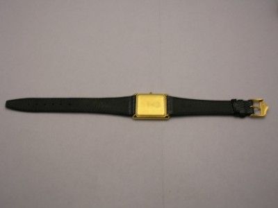 Authentic GUCCI 4200M Mens Wrist Watch 18K Gold Plated Rectangular 