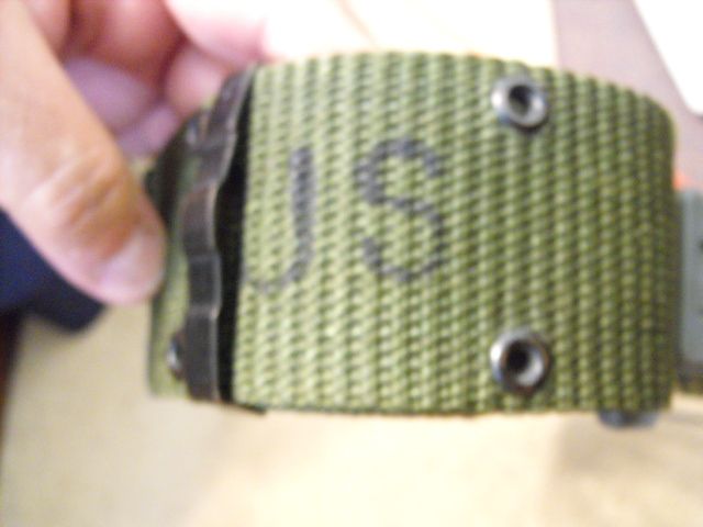 US Military Nylon Combat Pistol LC 2 Belt size MED.  