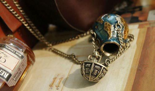 Originality globe fire balloon nacelle bear Bruin Charms pendant 