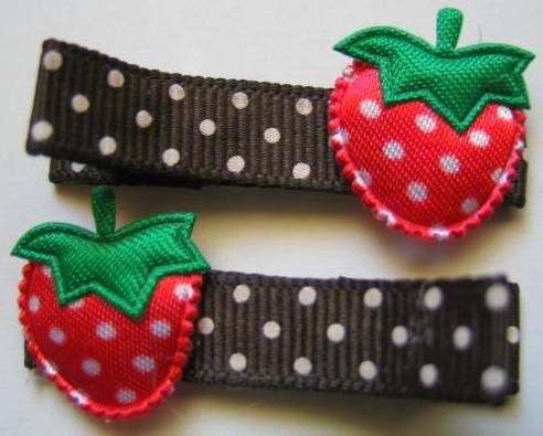 GIRL ALLIGATOR HAIR CLIPS BARRETTES POLKA DOTS 1 PAIR  