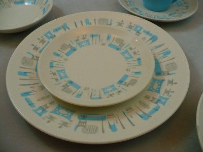 Vintage Blue Heaven Royal China 6 Piece Place Setting(s) Retro Mid 