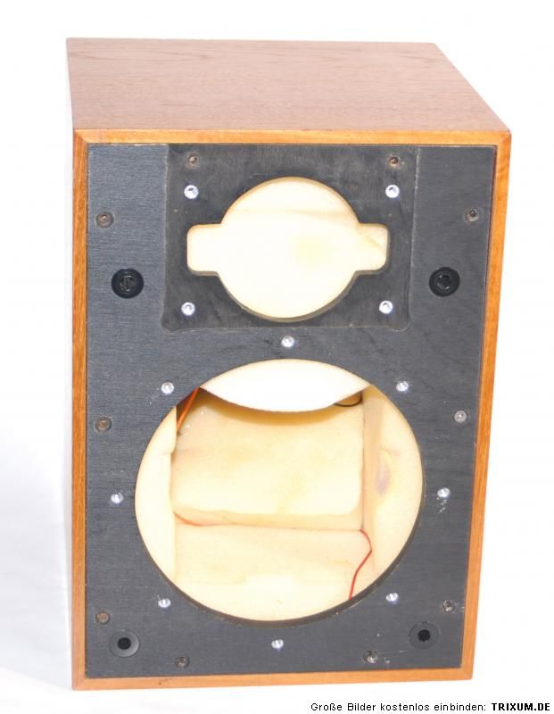 one Spendor SA1 Speaker Case incl. Crossover Serial No. 2006  