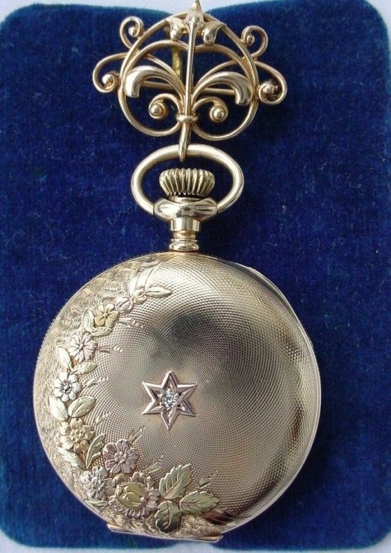 WALTHAM ANTIQUE LADIES POCKET WATCH,14K MULTICOLOR GOLD  