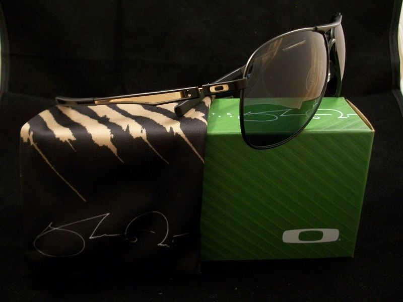 NEW OAKLEY SHAUN WHITE EDITION PLAINTIFF SUNGLASSES   POLARIZED  