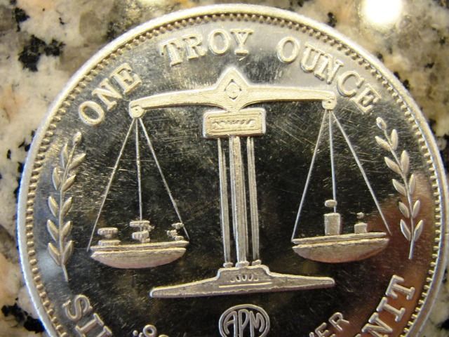 SPECTACULAR BRILLIANT ONE TROY OUNCE .999 FINE SILVER BULLION TRADE 