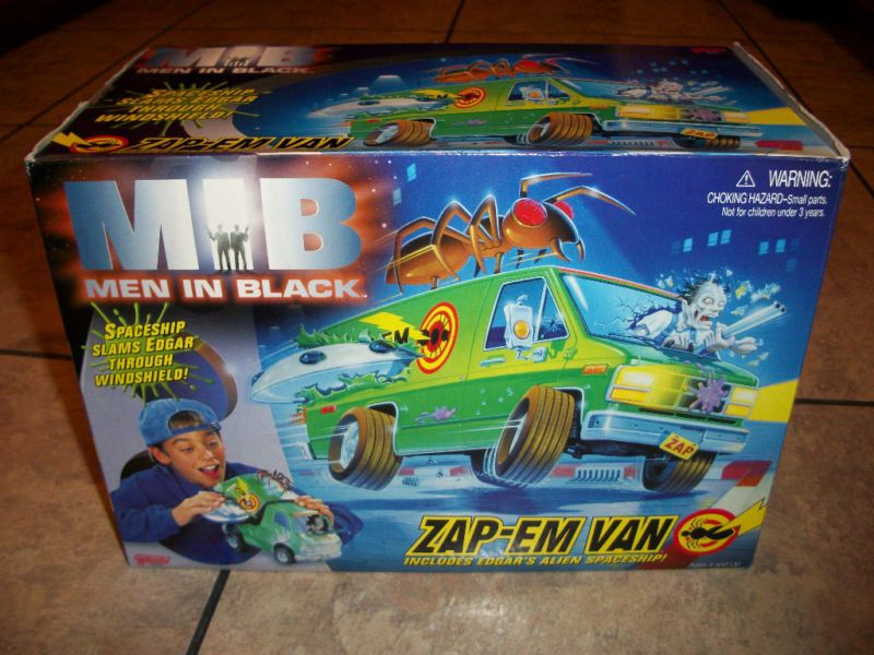 1997  MIB MEN IN BLACK  ZAP EM VAN W/ ALIEN SPACESHIP  